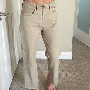 Abercrombie 90’s relaxed high rise in Oat color